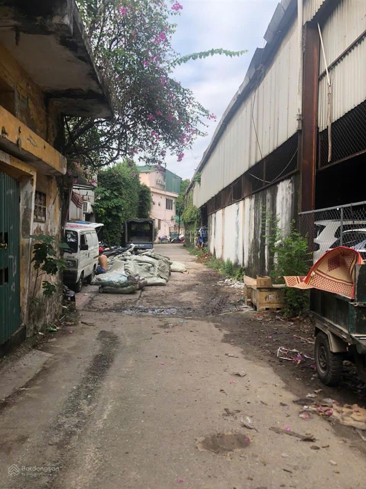 Công ty cho thuê kho rộng thông sàn trần khánh dư, dt 100m2, tải lớn đỗ kho quay đầu, 10tr