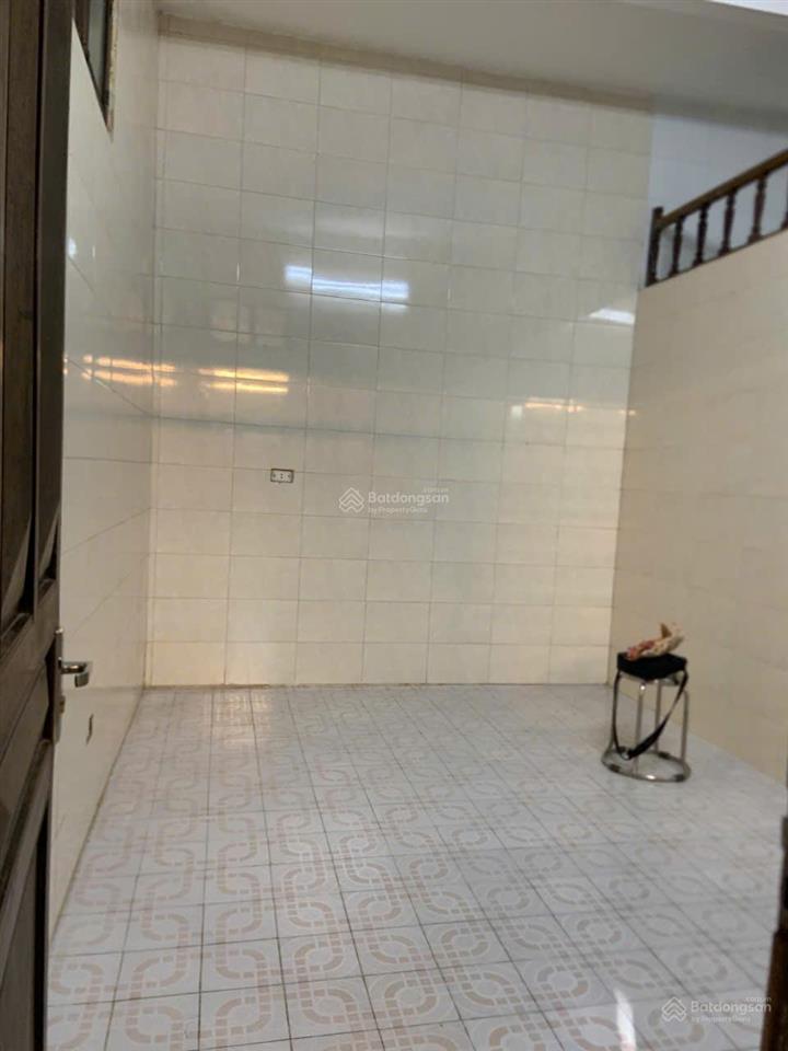 Cho thuê nhà riêng xây 1 tầng sạch đẹp, phố đinh công tráng, hoàn kiếm, dt 60m2, 01 ngủ, 8,5tr