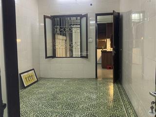 Cho thuê nhà riêng xây 1 tầng sạch đẹp, phố đinh công tráng, hoàn kiếm, dt 60m2, 01 ngủ, 8,5tr