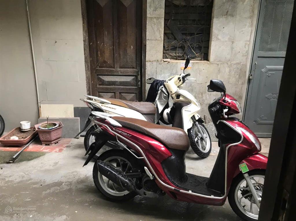 Cho thuê nhà riêng xây 1 tầng sạch đẹp, phố đinh công tráng, hoàn kiếm, dt 60m2, 01 ngủ, 8,5tr