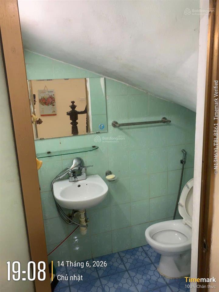 Cho thuê nhà rộng riêng biệt đẹp ngõ 176 tam trinh, phường yên sở, hoàng mai. 3pn, 8,5tr/th