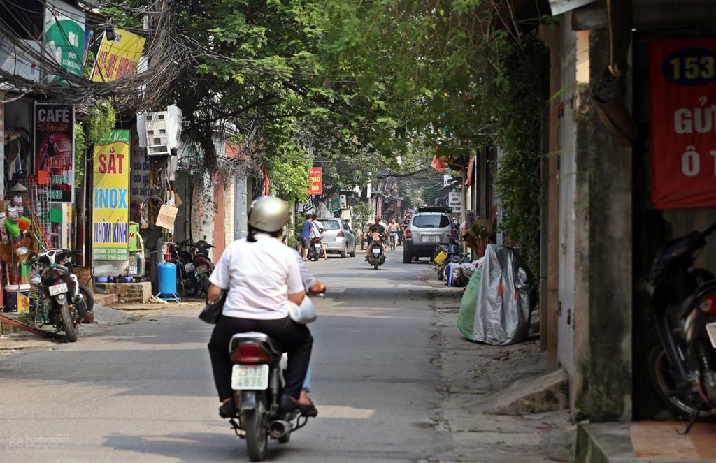 Cho thuê kho, kd, vp, sạch đẹp rộng 220m2 mặt đường tải 2,5 tấn đỗ cửa, ngõ đường âu cơ, 21tr