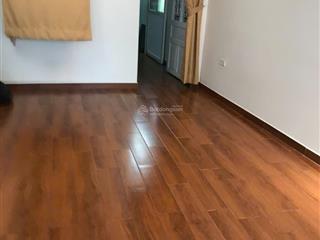 Cho thuê nhà riêng biệt 40m2 x 2 tầng, cánh mặt phố phó đức chính 10m kd online, gđ ở. 10tr