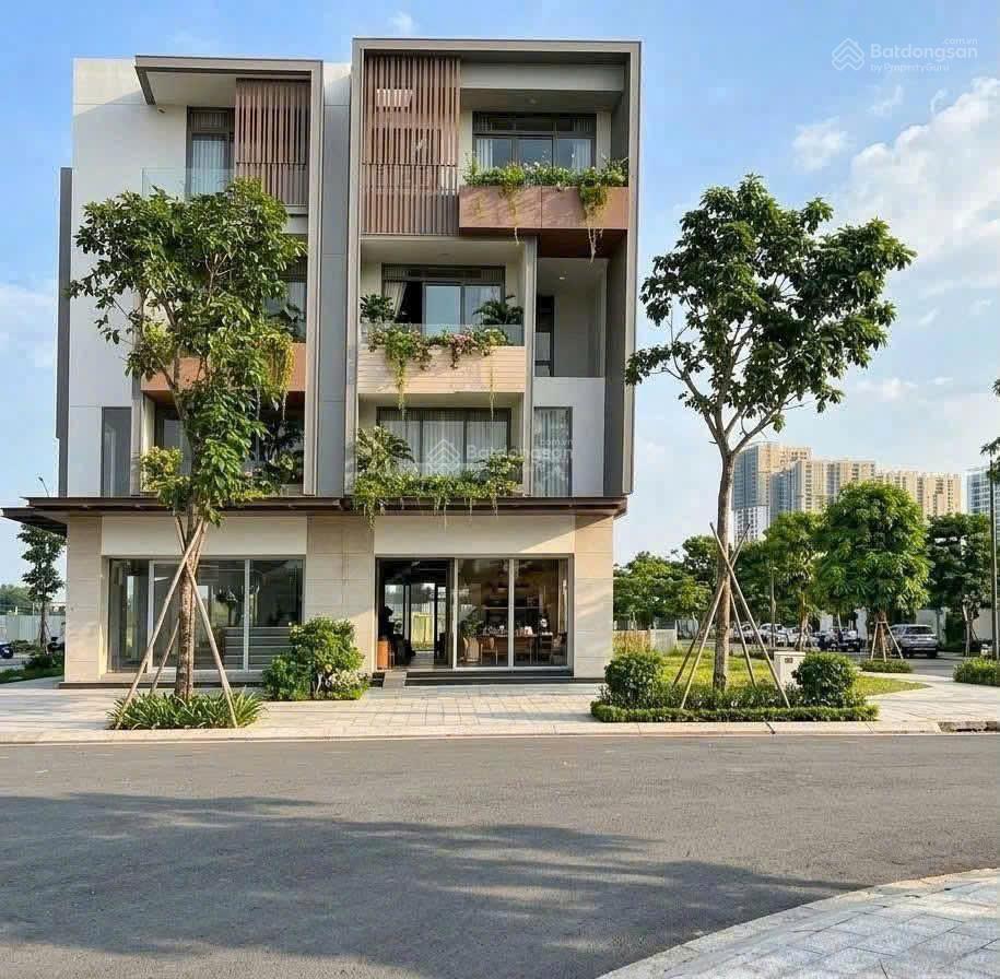Bán nhà shophouse, townhouse mặt tiền quốc lộ 13, p. thuận giao, tp hcm  pkd 0906 720 ***