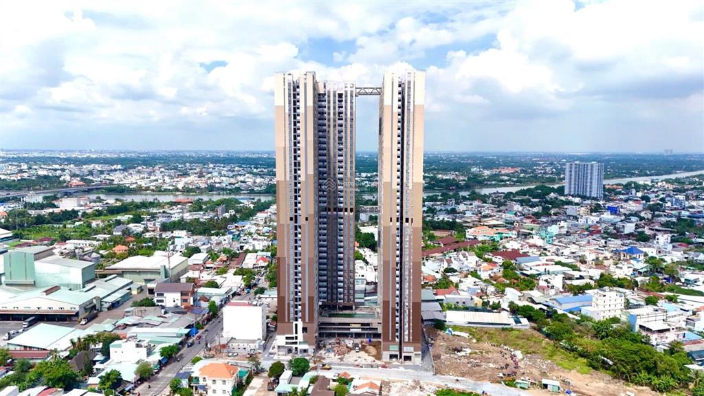 Bán căn 2pn a&t sky garden, 2,6 tỷ/căn 2pn2wc view hồ bơi, nhận nhà t7/2026 bàn giao nội thất đẹp