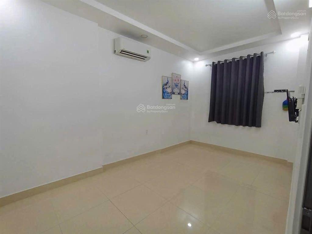 Cho thuê nhà trung mỹ tây, 1 trệt 1 lầu ở ngay giá 7,5tr / tháng  0907 828 ***