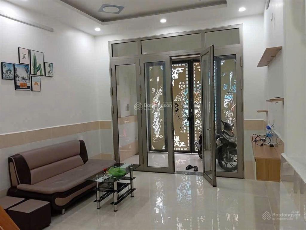 Cho thuê nhà trung mỹ tây, 1 trệt 1 lầu ở ngay giá 7,5tr / tháng  0907 828 ***