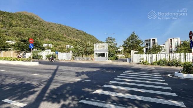 Bán đất biệt thự chân núi cô tiên  hoàng phú nha trang