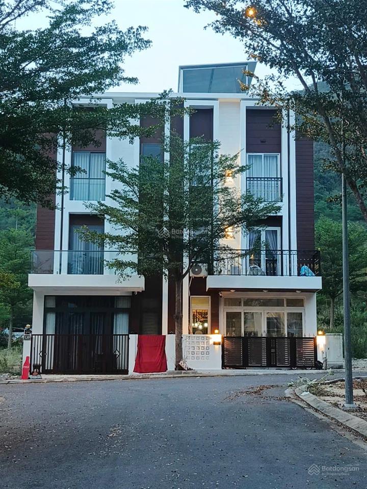 Bán đất biệt thự chân núi cô tiên  hoàng phú nha trang