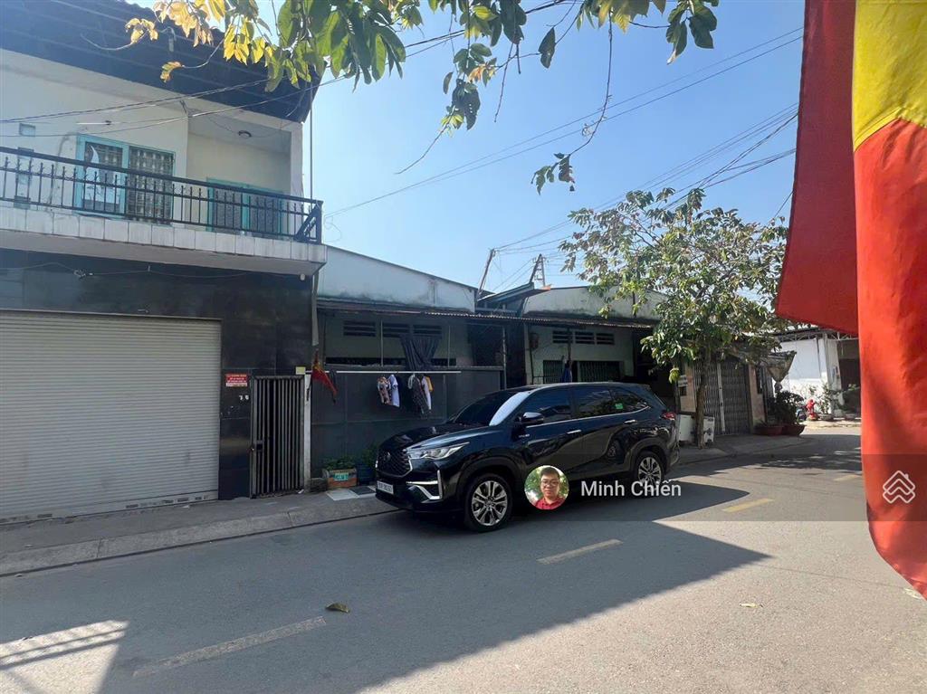 Nhà 1 trệt 1 lầu 5x19m mặt tiền đường tiền lân 15 gần kcn vĩnh lộc xã bà điểm