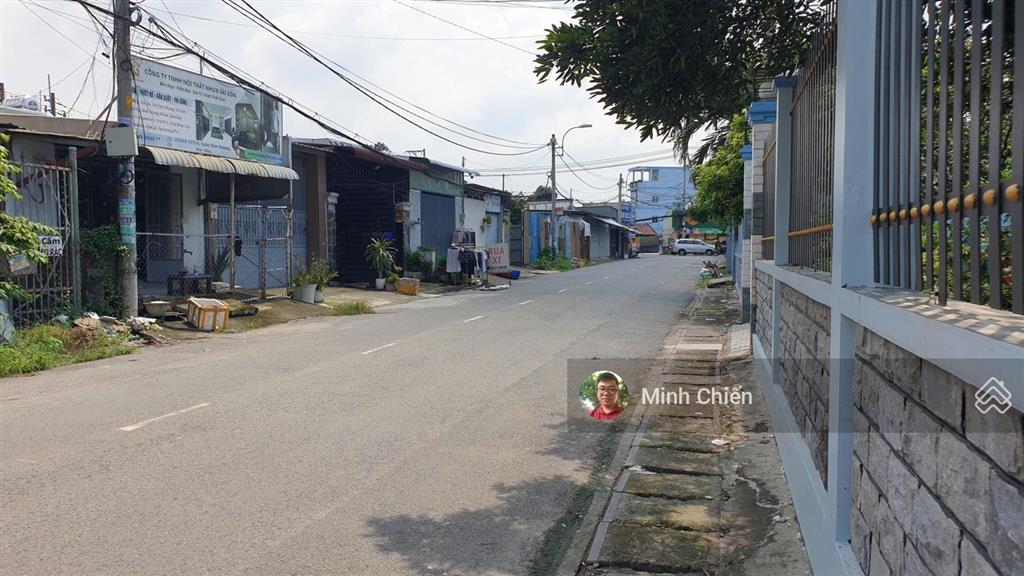 Nhà kho sử dụng 450m2 mặt đường nhựa 10m, 1/phan văn hớn gần trường trung cơ sở xuân thới thượng