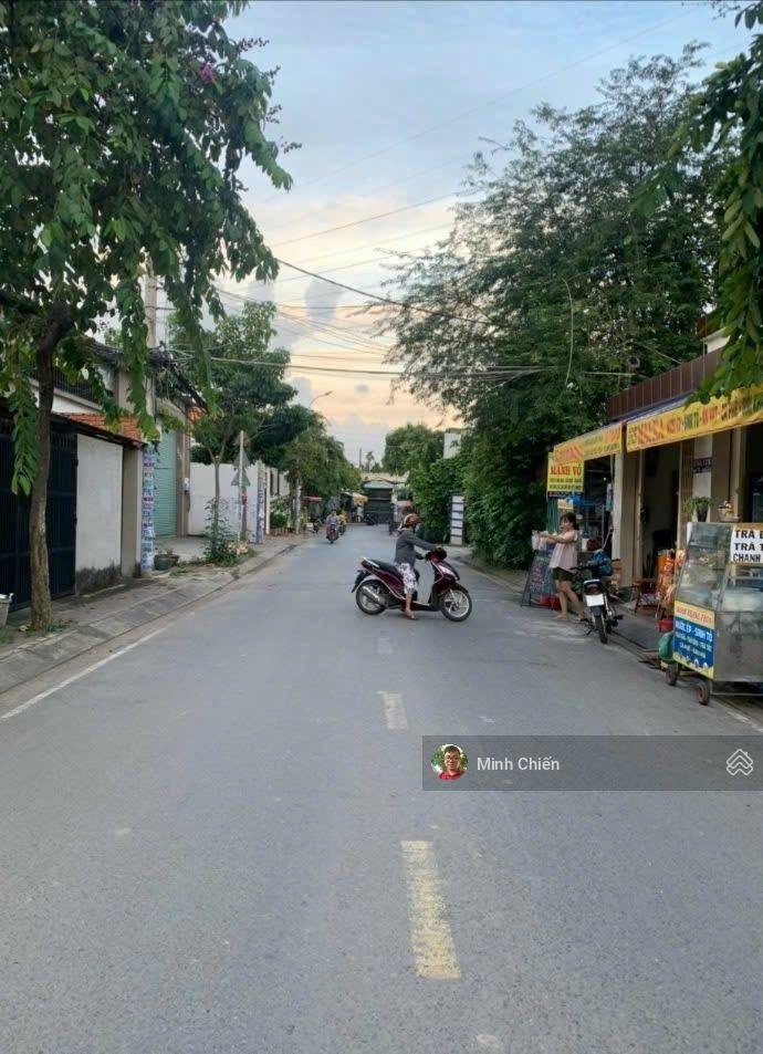 Nhà 1 trệt 1 lầu 4.5x18m, mặt tiền đường bà điểm 11 gần ngã tư an sương xã bà điểm gốc, 5,5 tỷ, 81m