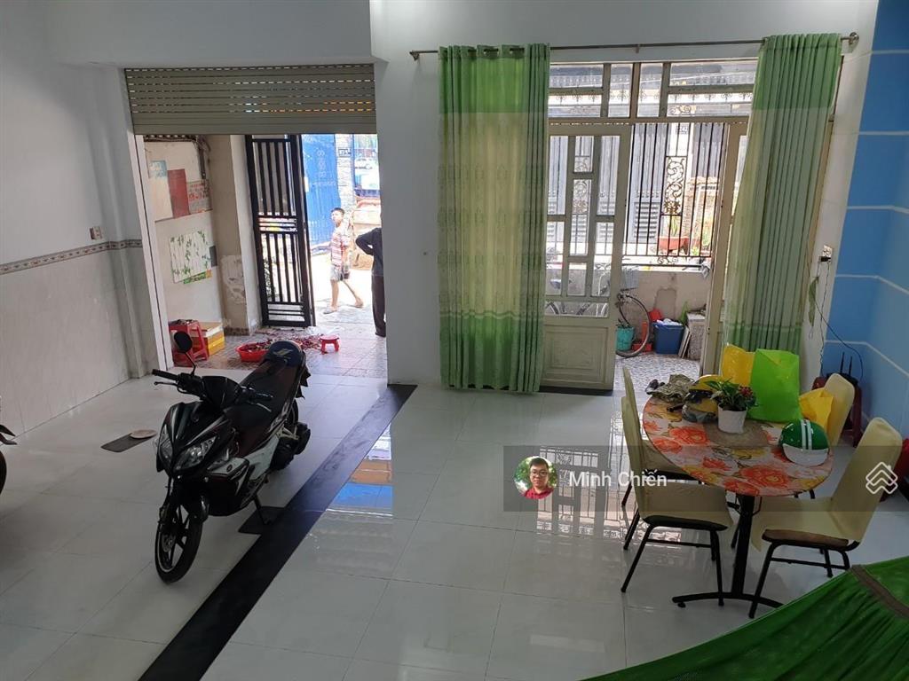 Nhà phố 1 lầu 7x12m, mặt tiền đường nhựa, gần hồ cá nhật bản  công viên sinh thái hóc môn