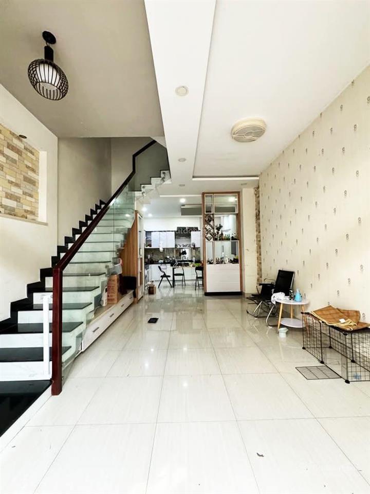 Rẻ nhất khu vực! hxh hai bà trưng q3 dt( 5 x 16m ) giá chỉ 13 tỷ thương lượng  0902 829 ***