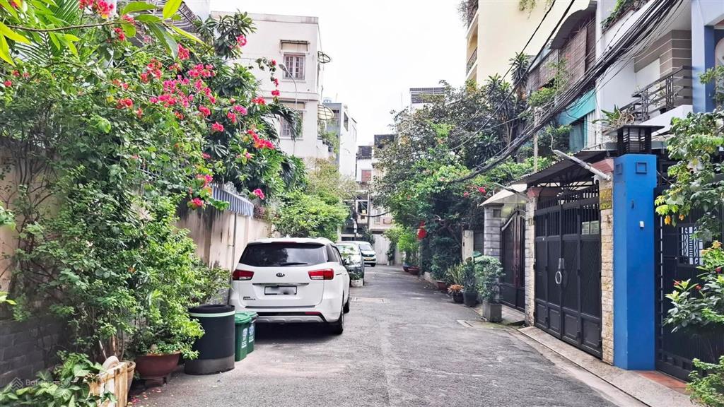 Rẻ nhất khu vực! hxh hai bà trưng q3 dt( 5 x 16m ) giá chỉ 13 tỷ thương lượng  0902 829 ***