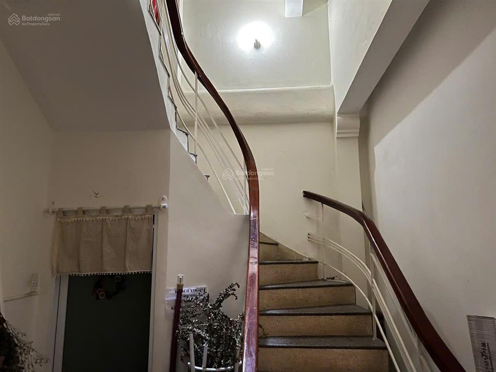Mặt tiền ngang 5m siêu hiếm hxh nguyễn thị minh khai q.1  4 tầng nhà đẹp đang có hdt  13.8 tỷ