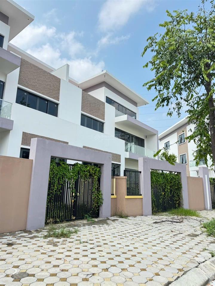 Cho thuê biệt thự 280m2 mặt thoáng tại a2.3 kđt thanh hà