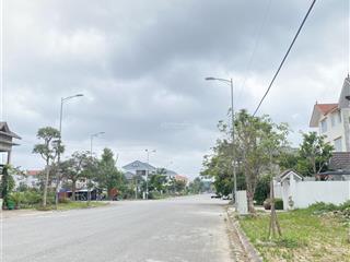 Chuyển nhượng lô góc biệt thự đơn lập anh dũng 7  dương kinh .