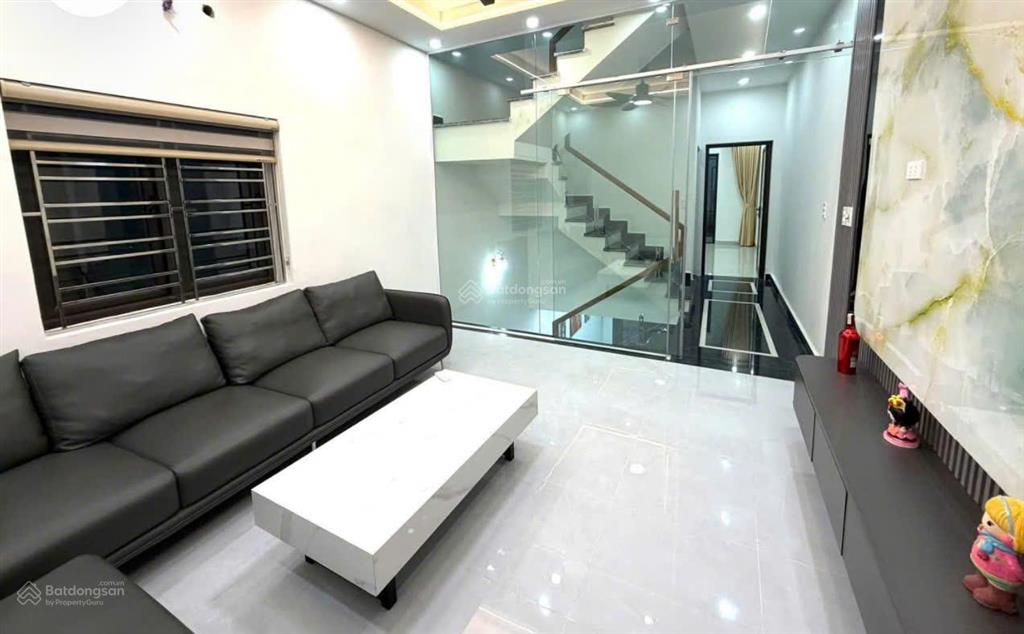 Bán nhà 50m 4 tầng, lô góc 2 mặt thoáng, ôtô đỗ trong nhà, độc lập, giáp aeon mall thiên lôi