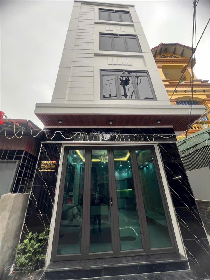 Hàng siêu hiếm phân khúc mặt ngõ oto tránh nhau tại lê chân