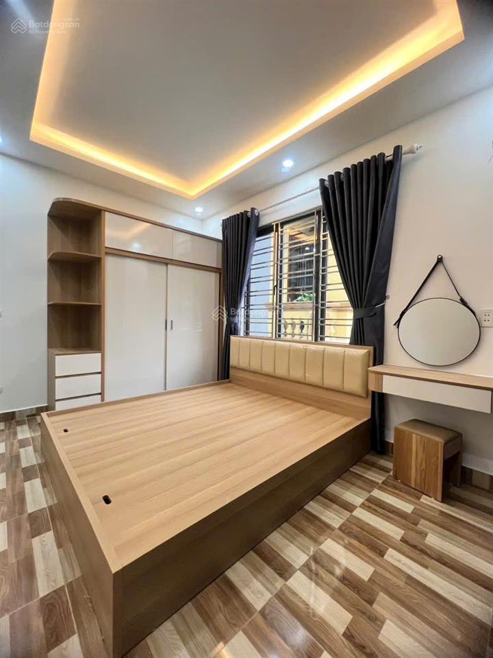 Hàng siêu hiếm phân khúc mặt ngõ oto tránh nhau tại lê chân