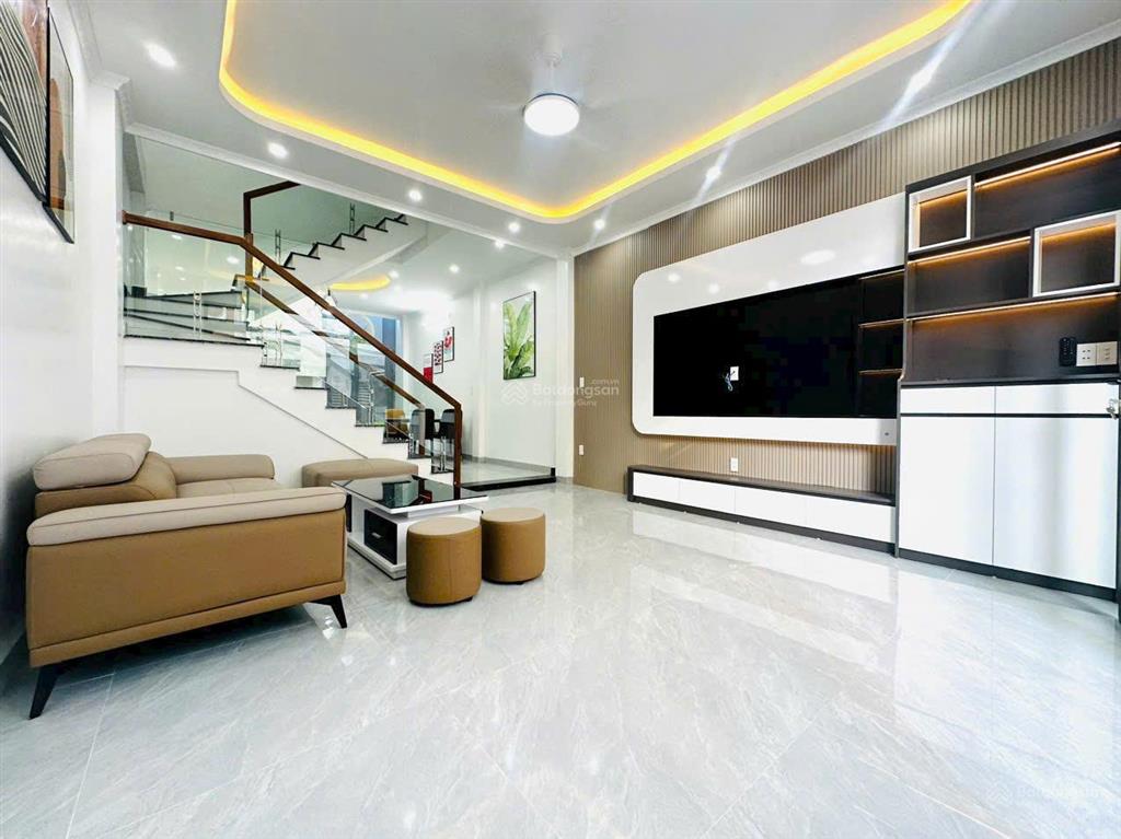 Siêu phẩm nhà mới xây thiên lôi  an biên