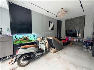 Bán nhà riêng tại hồ sen, 6,95 tỷ, 46m2, 4pn, 4wc, giá tốt, view đẹp