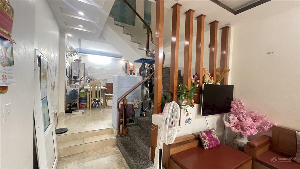 Bán nhà lô góc đẹp chợ hàng, hải phòng.  0977 030 ***