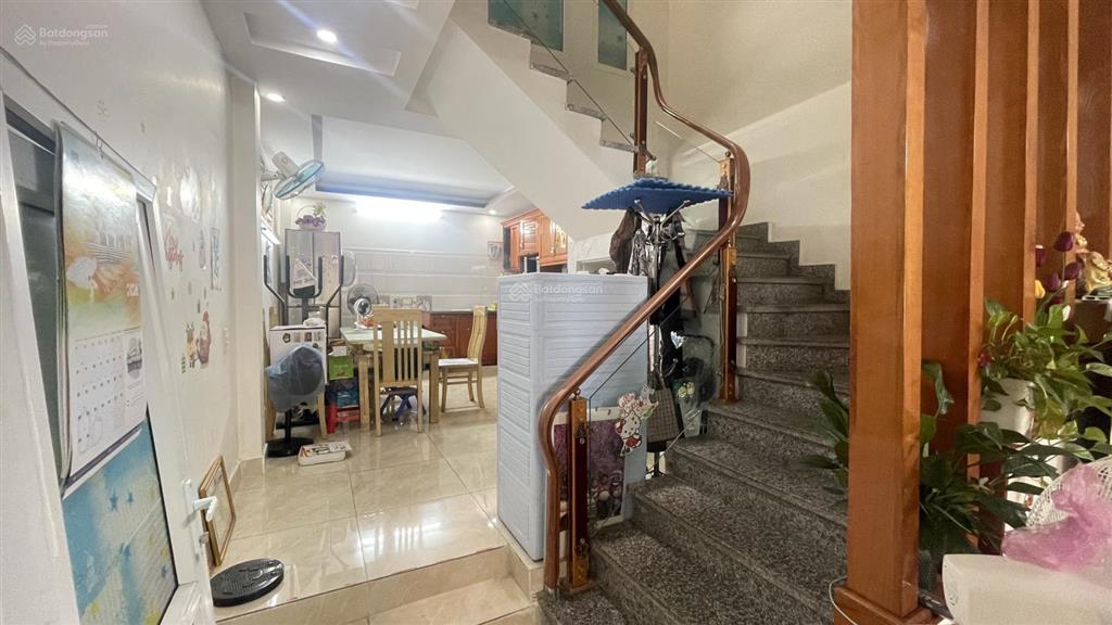Bán nhà lô góc đẹp chợ hàng, hải phòng.  0977 030 ***