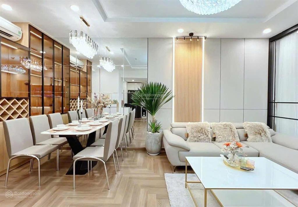 Bán căn hộ 2pn sáng 83,3m2 tại tòa vip t11 timescity tầng trung giá cực rẻ
