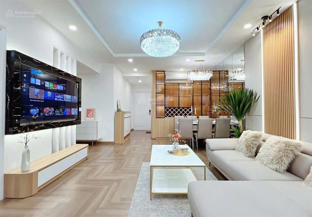 Bán căn hộ 2pn sáng 83,3m2 tại tòa vip t11 timescity tầng trung giá cực rẻ