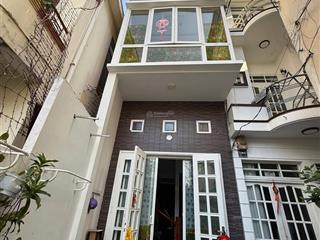 Nhà khu bàn cờ mặt tiền đường hồng lĩnh, nha trang  thích hợp an cư, đầu tư, sân trước nhà đe xe