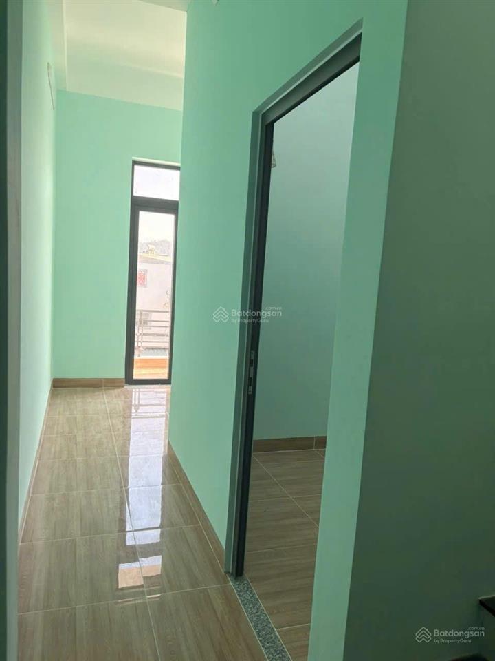 Bán nhà mới 2 tầng 1 tum hẻm 3m , hoà trung vĩnh hoà. 75.5m2, ngang 4.5m.
0905 081 ***