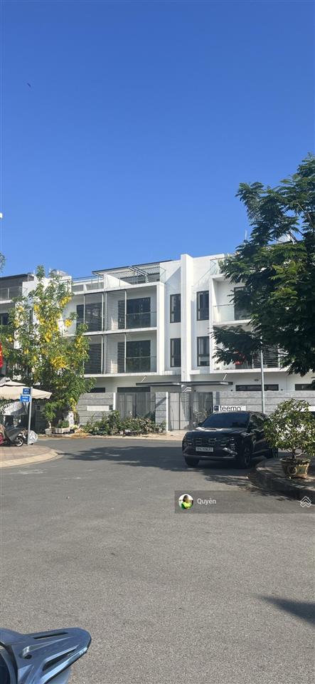 Bán nhà góc 2 mặt tiền  giá 35 tỷ  dt 8x18m  đường vũ tông phan p.an phú q2 kết cấu 3 tầng