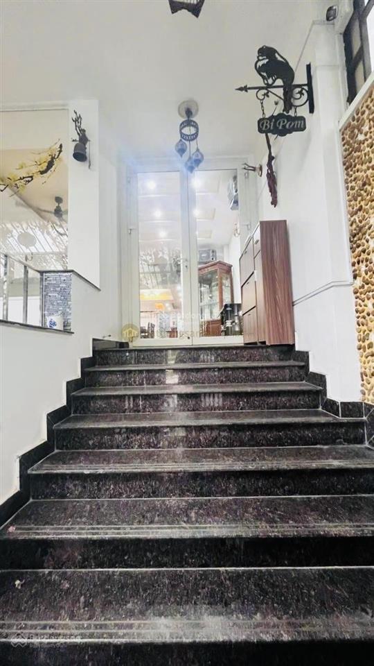 Cho thuê nhà hầm+ 4 tầng  ngay chung cư đường thái thuận p. an phú quận 2  dt 5x20m