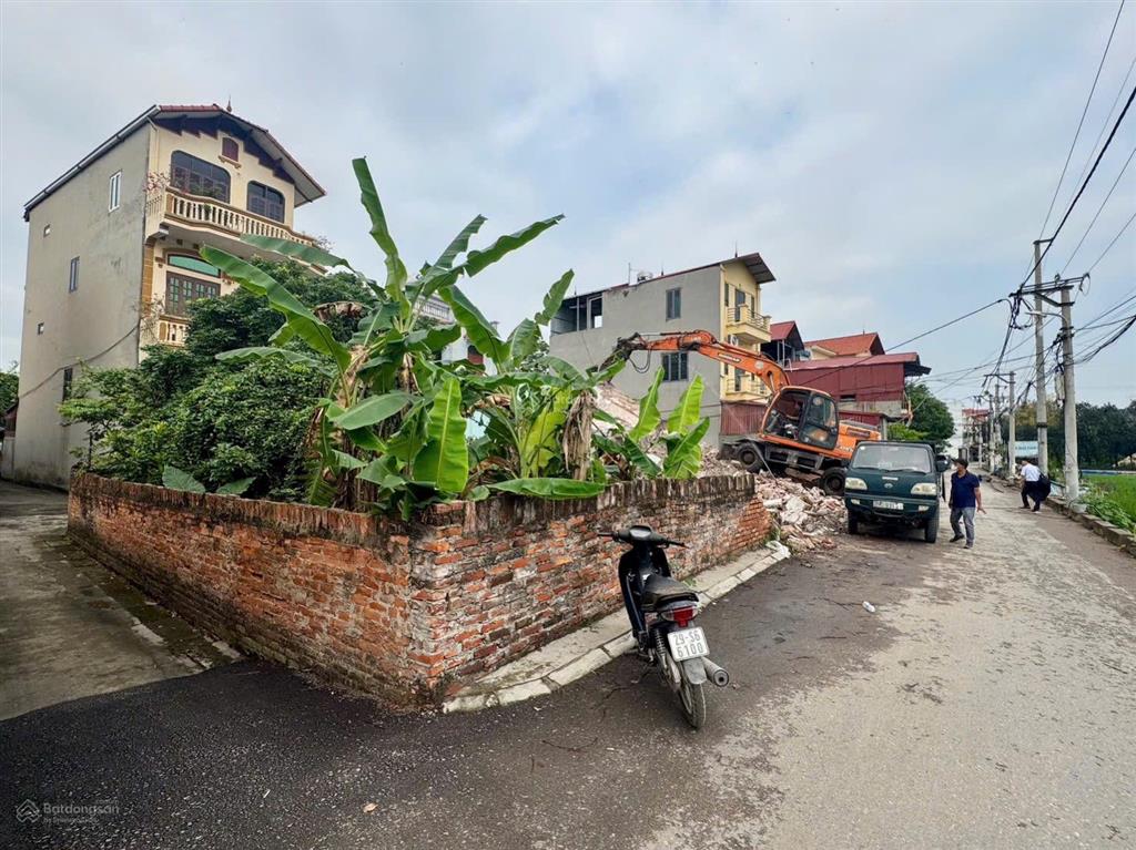 Bán 80m trục chính kinh doanh tại thuận an
