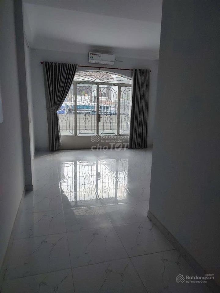 Góc 2mtkd đường thái phiên (56m2 , 2 lầu st), f9, quận 11, chỉ 10.6 tỷ tl.