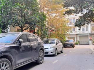 Cho thuê nhà liền kề phú diễn 5 tầng ô tô tránh 25tr