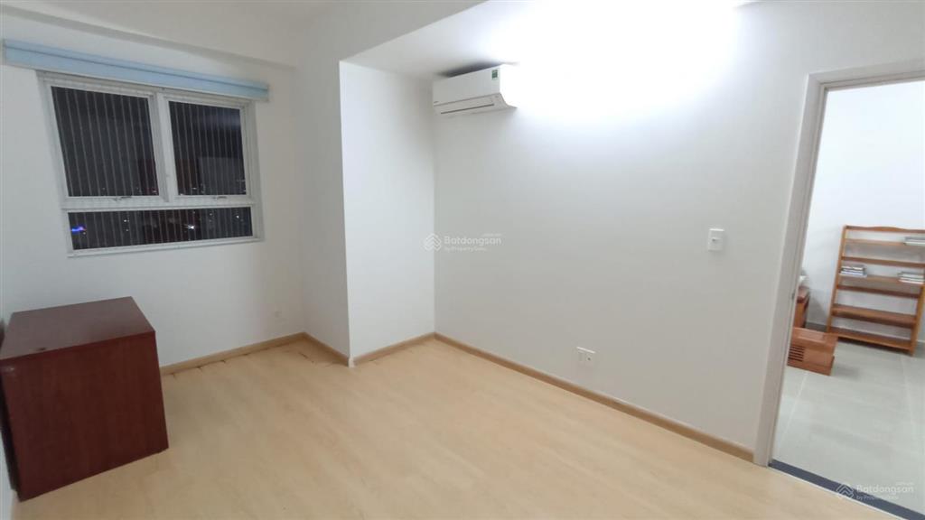 Ngộp bank bán gấp căn hộ carillon 5 loại 2 phòng 2wc ban công hướng mát gọi 0931 918 *** xem nhà 24/7