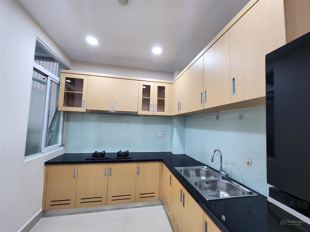 Phòng bql cho thuê c/c him lam quận 6 nhà mới ban công thoáng loại 2 phòng 2 wc gọi 0931 918 ***
