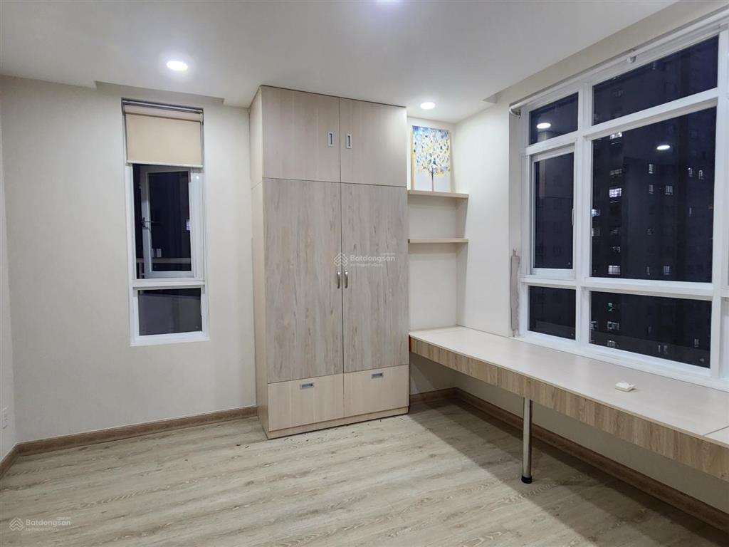 Phòng bql cho thuê c/c him lam quận 6 nhà mới ban công thoáng loại 2 phòng 2 wc gọi 0931 918 ***