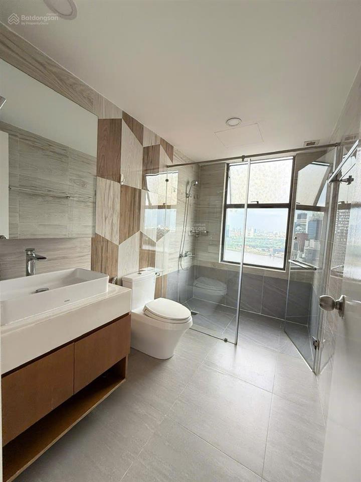 Giá tốt cho thuê c/c quận 6 nội thất đầy đủ 4 phòng ngủ 157,9m2 view đep ở liền gọi 0931 918 ***