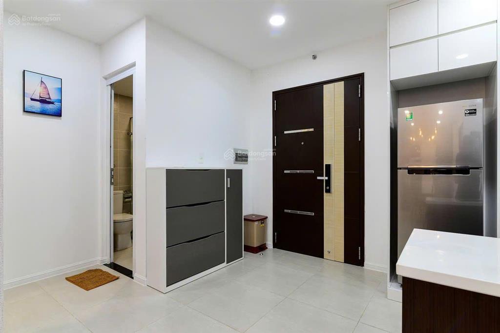 Ngộp bank bán gấp cc quận 10 xi grand court loại 2 phòng 2wc tầng trung view thoáng gọi 0931 918 ***