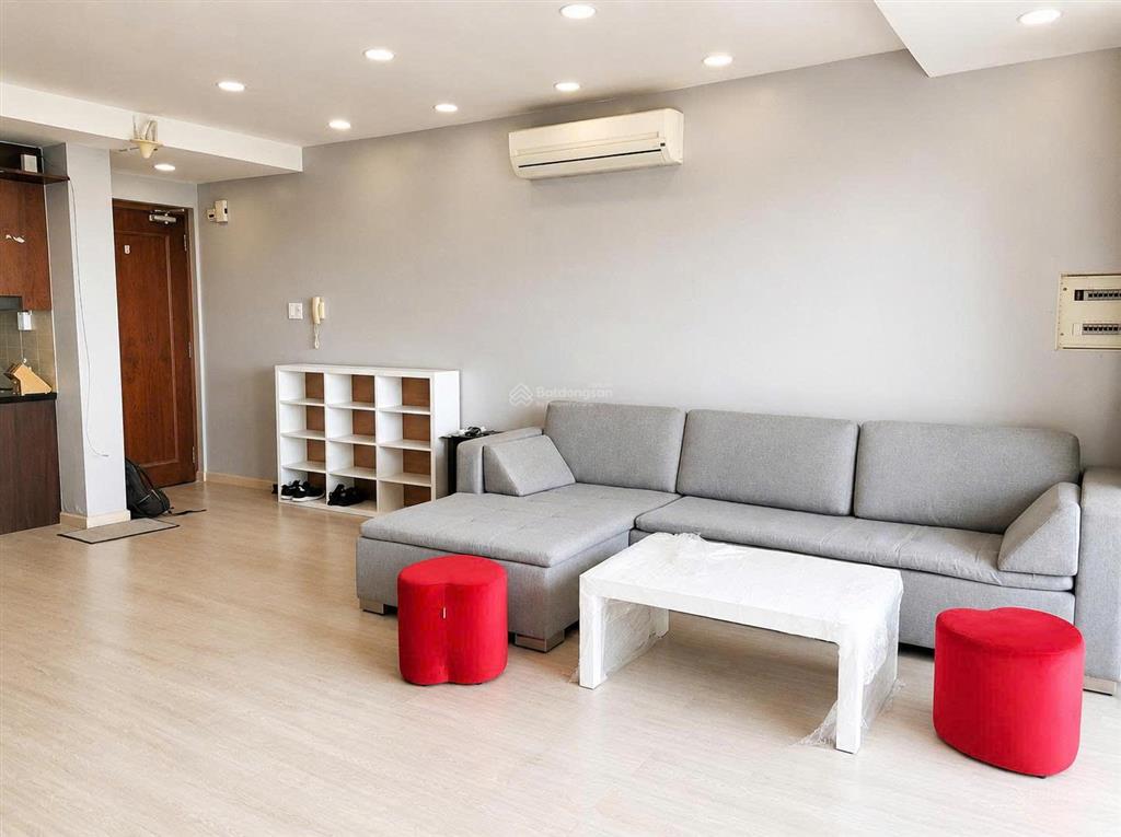 Phòng bql cho thuê c/c quận 5 hùng vương plaza loại 130m 3 ngủ 3wc mới sạch sẽ gọi 0931 918 ***