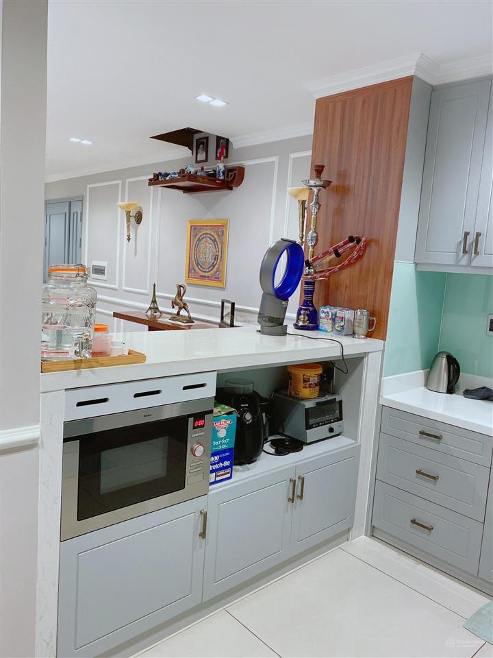 Chủ gửi phòng bql cho thuê c/c sky center loại 3 phòng ngủ nội thất đa dạng 129m2 gọi 0931 918 ***