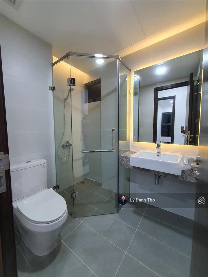 Chính chủ bán căn hộ resgreen (thoại ngọc hầu) 2 phòng có sổ. gọi 0931 918 *** xem nhà 24/7, giá tốt.