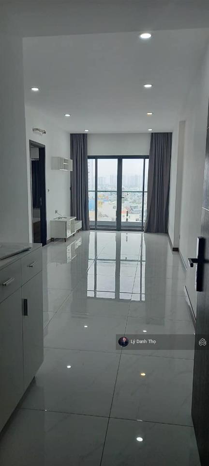 Chính chủ bán căn hộ resgreen (thoại ngọc hầu) 2 phòng có sổ. gọi 0931 918 *** xem nhà 24/7, giá tốt.