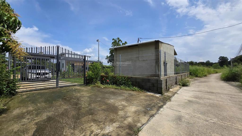 5ha đất vườn gần đá ba chồng, hồ trị an, điểm giao cao tốc. đường bê tông. giá 265 triệu/sào