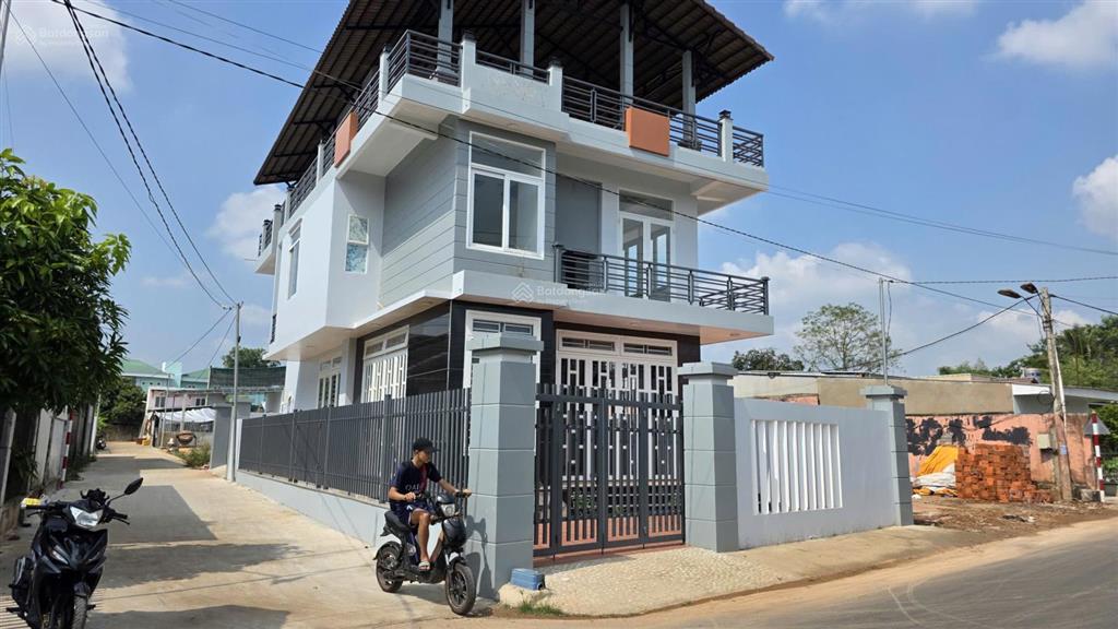 Đất thổ cư đẹp tại khu vực dầu giâygia kiệm. dân ở kín. phù hợp ở và kinh doanh. giá chỉ 740 triệu