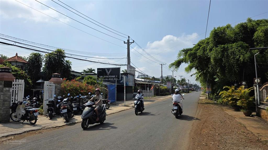 Đất thổ cư đẹp tại khu vực dầu giâygia kiệm. dân ở kín. phù hợp ở và kinh doanh. giá chỉ 740 triệu